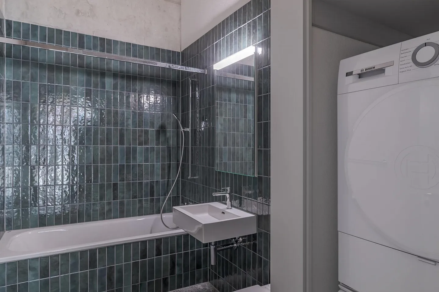 4.5 Room Apartment in Biel - Photo 7 of 13