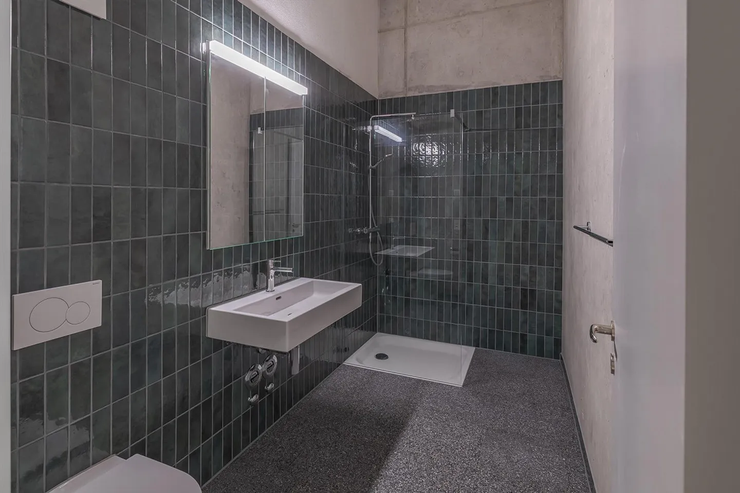 4.5 Room Apartment in Biel - Photo 8 of 13