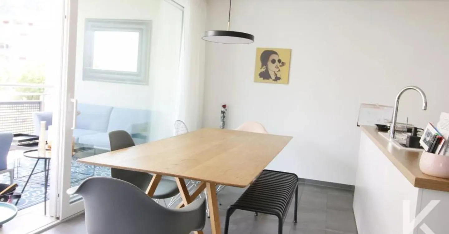 Spazioso appartamento di 4,5 locali - Foto 3 di 9