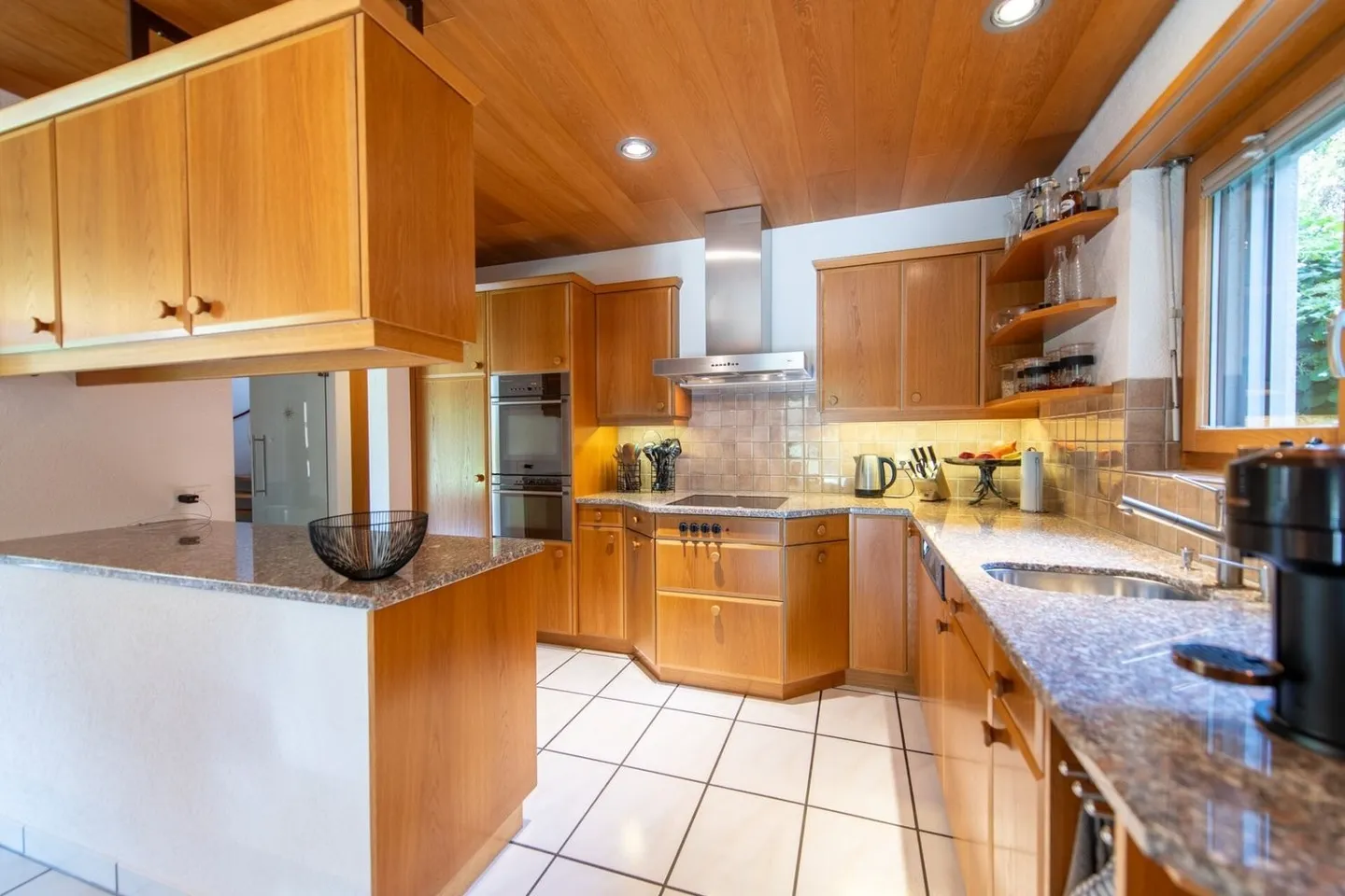 Einfamilienhaus mit Galeriegeschoss - Ihr Rückzugsort mit Gartenparadies - Photo 5 of 13