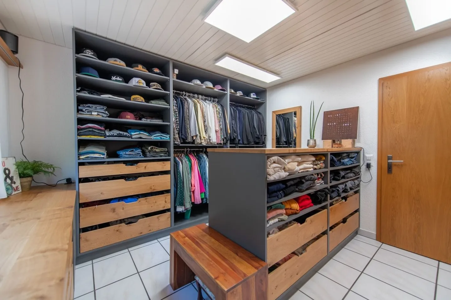 Einfamilienhaus mit Galeriegeschoss - Ihr Rückzugsort mit Gartenparadies - Photo 8 of 13