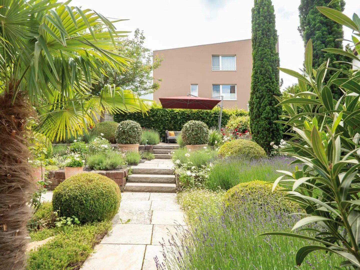 4.5 Z' Maisonette Apartment with Dream Garden, Internal Lift Connection ... - Photo 1 of 13