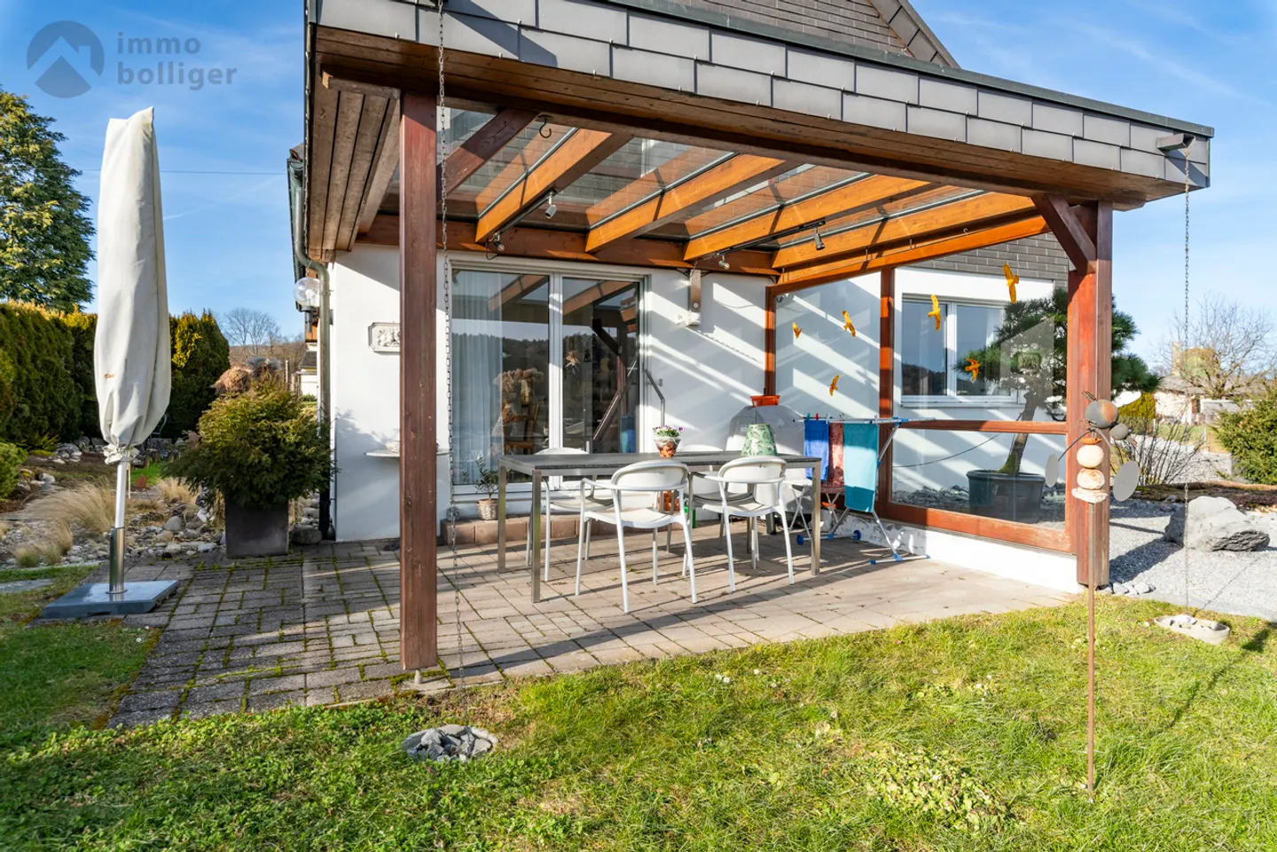 Your new home on the sunny side - Photo 10 of 13