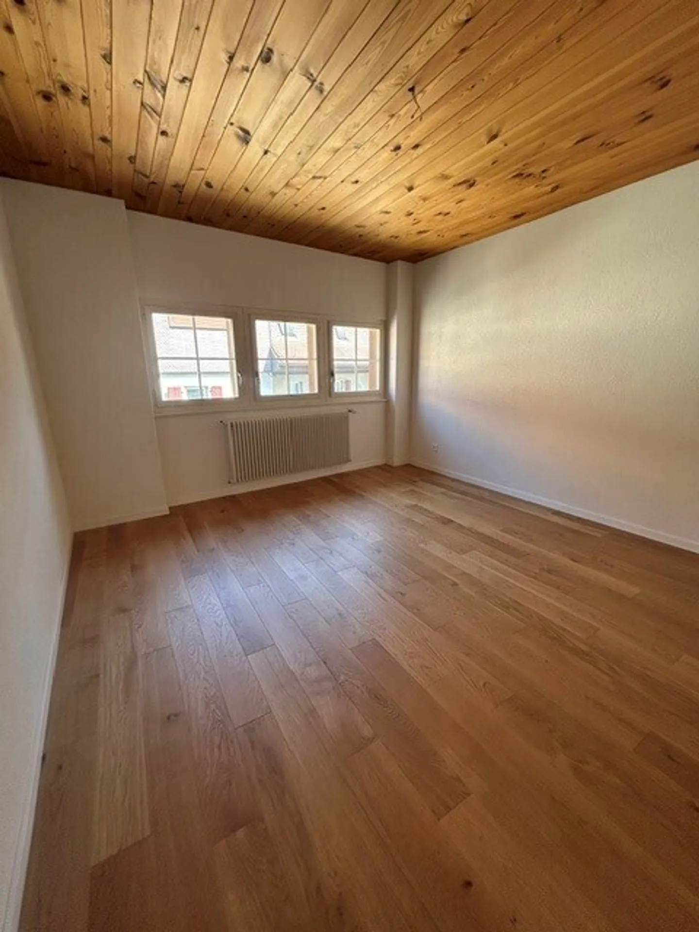 ZU VERMIETEN
3,5 Zimmer
LUCENS - Foto 5 von 7