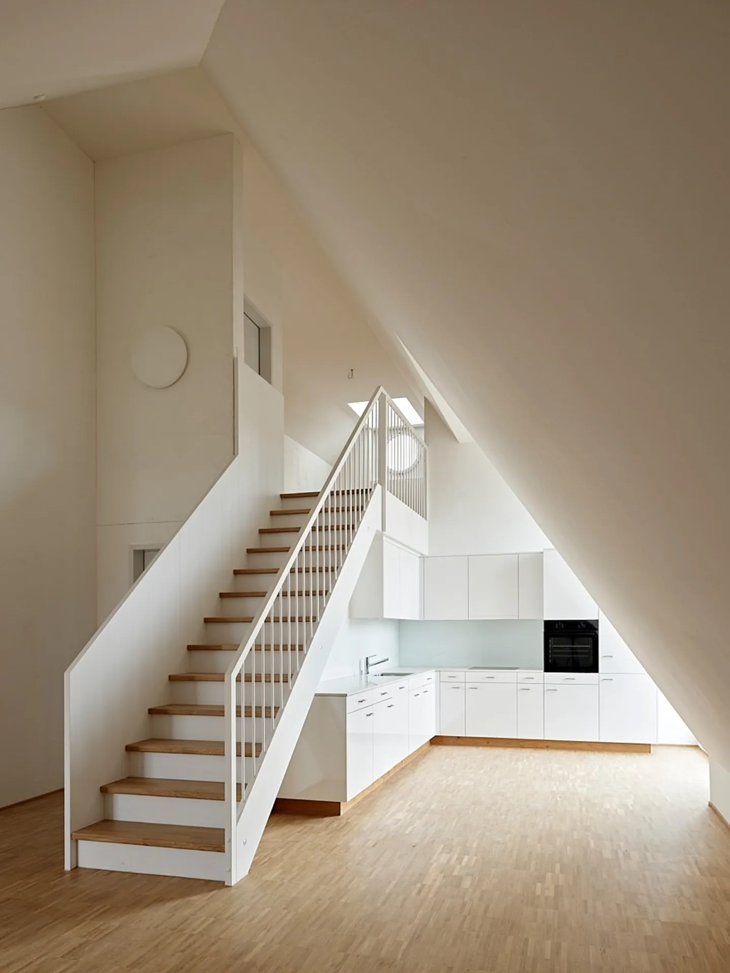 Appartement exclusif dans un quartier calme de la ville ! - Photo 1 sur 4
