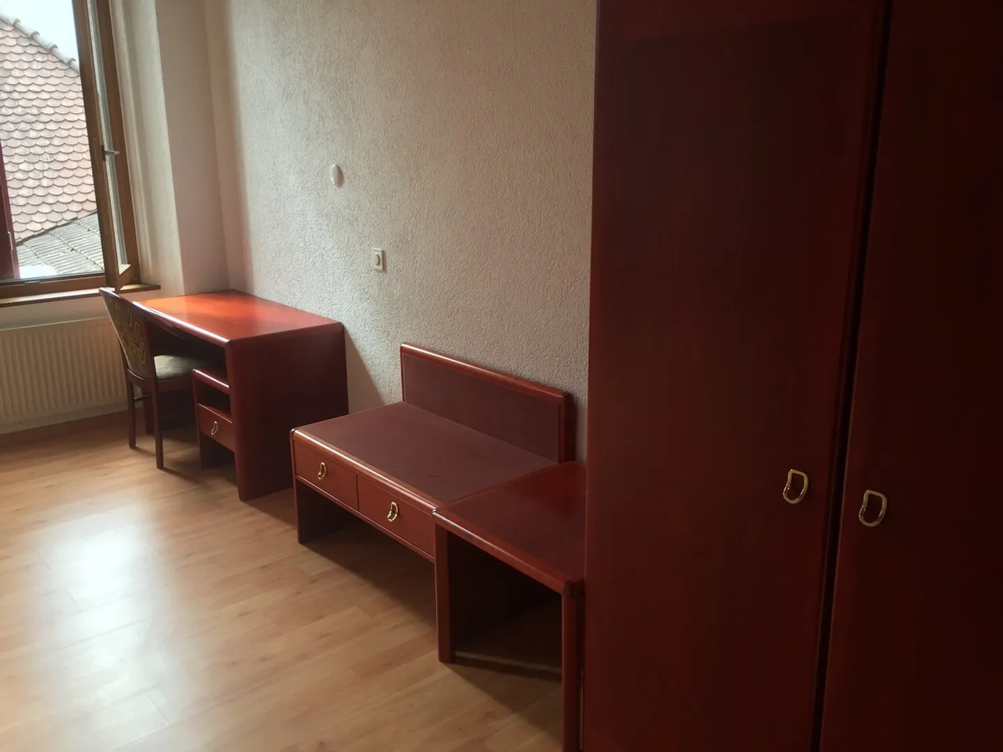 Camera indipendente in affitto a Moutier. - Foto 4 di 6