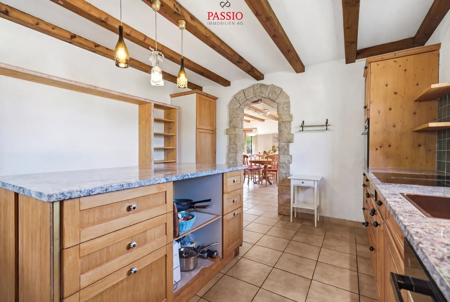 Charming 5.5-Room Single-Family House with a Wide View and Large Garden - Photo 11 of 45