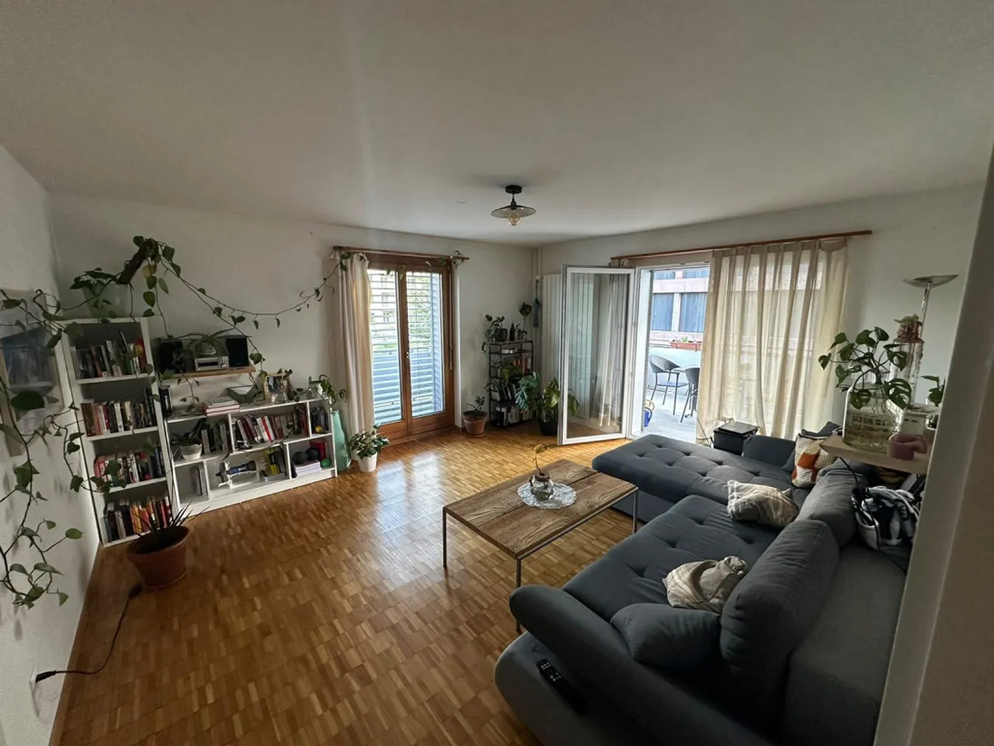 Furnished Room in Shared Flat - Photo 2 of 6
