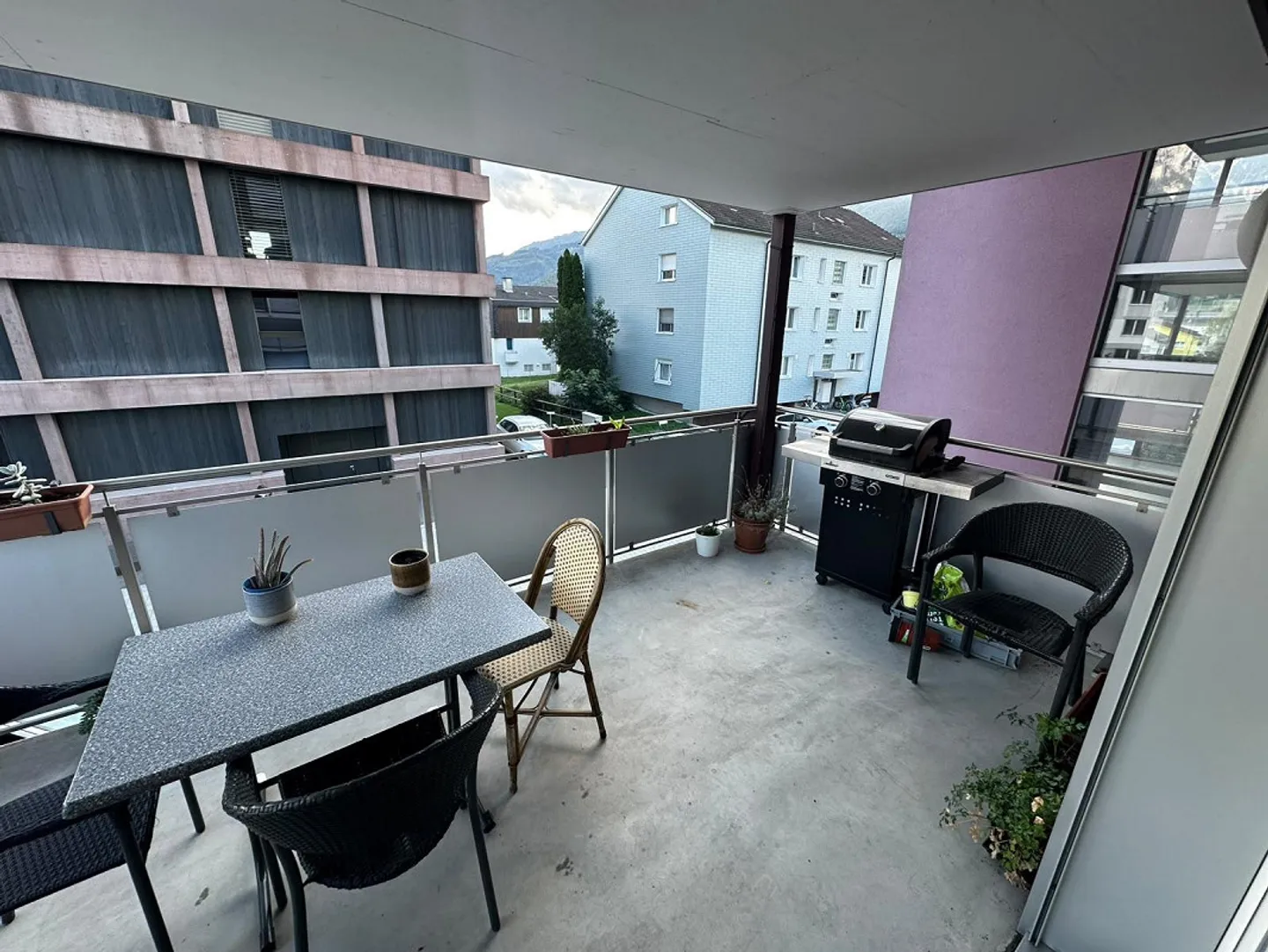Furnished Room in Shared Flat - Photo 3 of 6
