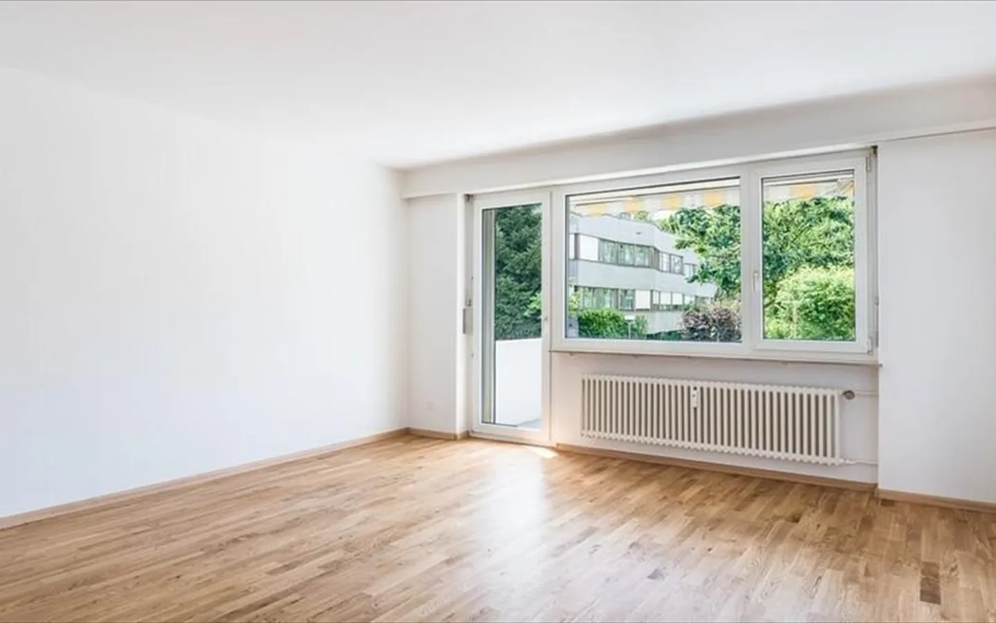 In uno sviluppo ben curato ad Allschwil - Foto 4 di 6