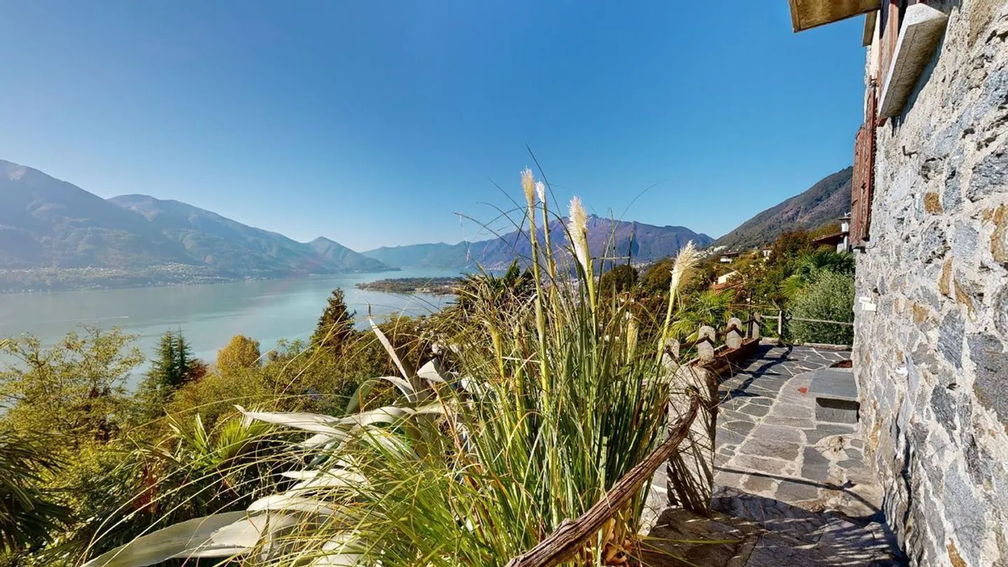 Ticino House with Unique View and Plenty of Development Opportunities - Photo 8 of 11