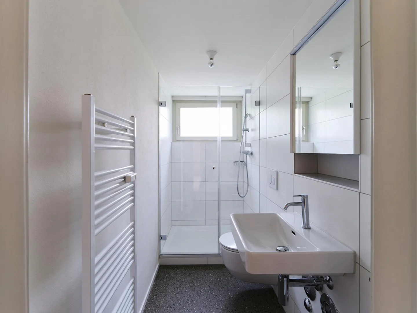 Première location : Appartement moderne près de Migros Paradies - Photo 10 sur 13