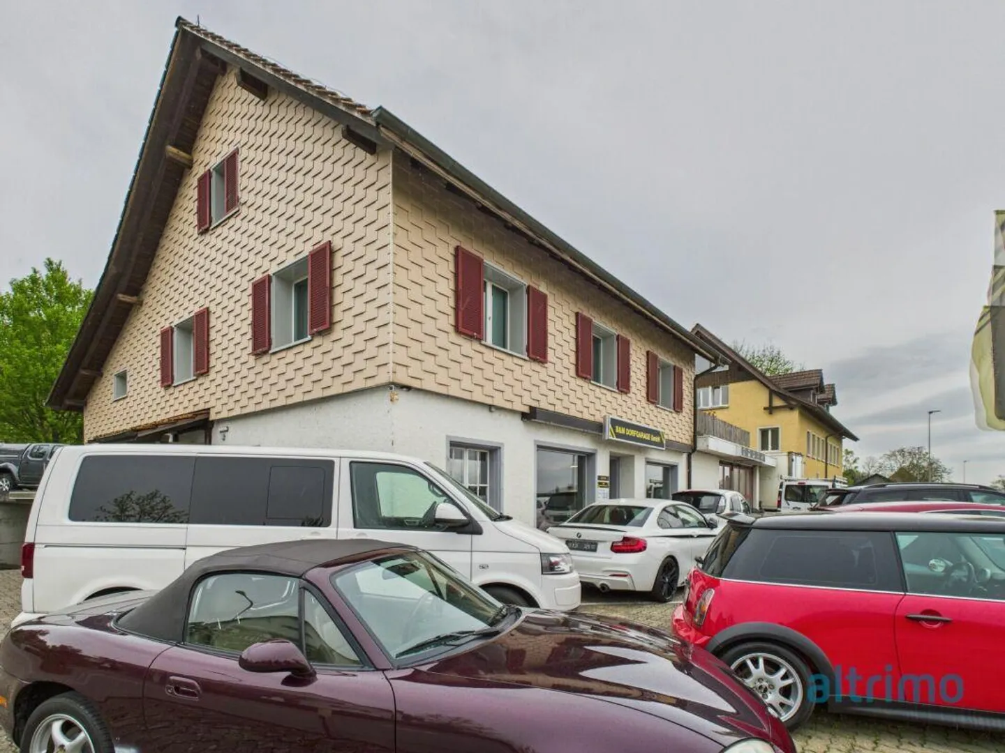 Edificio multifunzionale con showroom, officina e unità abitative - Foto 11 di 16