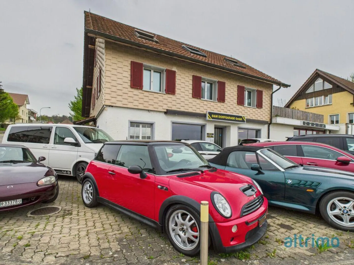 Edificio multifunzionale con showroom, officina e unità abitative - Foto 13 di 16