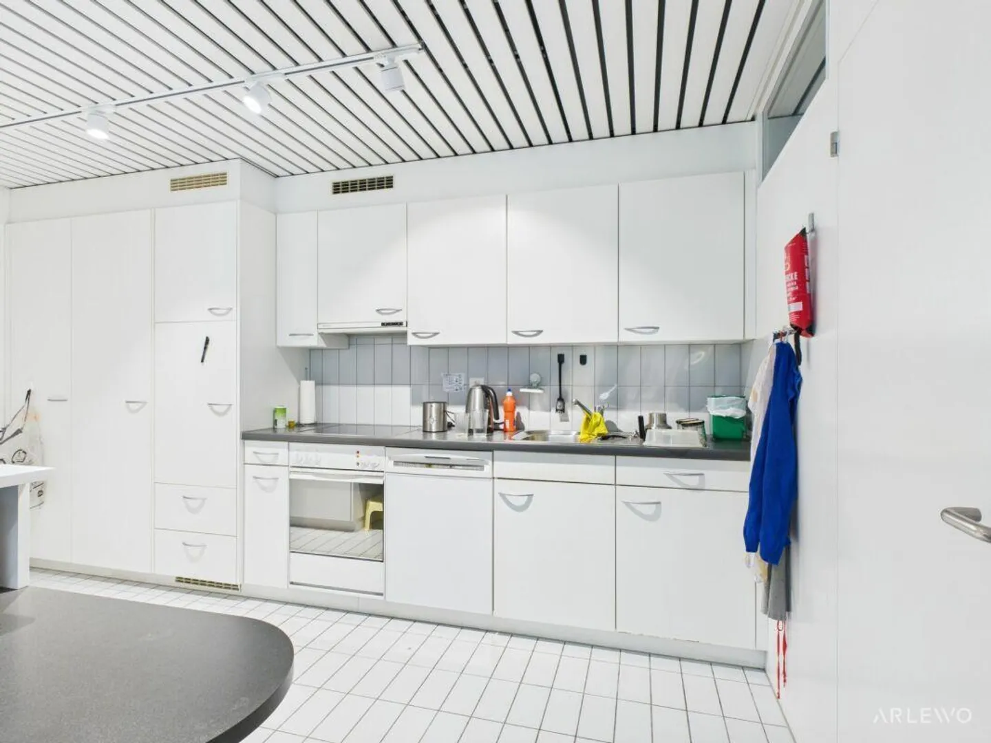 Espace commercial attrayant à vendre au Rotsee - situé au centre de Lucerne - Photo 4 sur 15