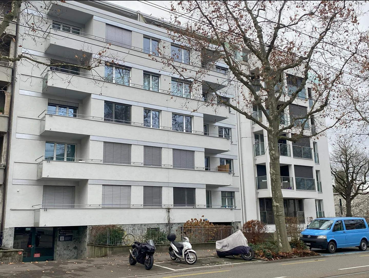 Exklusive 3-Zimmer-Wohnung an Top-Lage in Basel - Foto 1 von 5