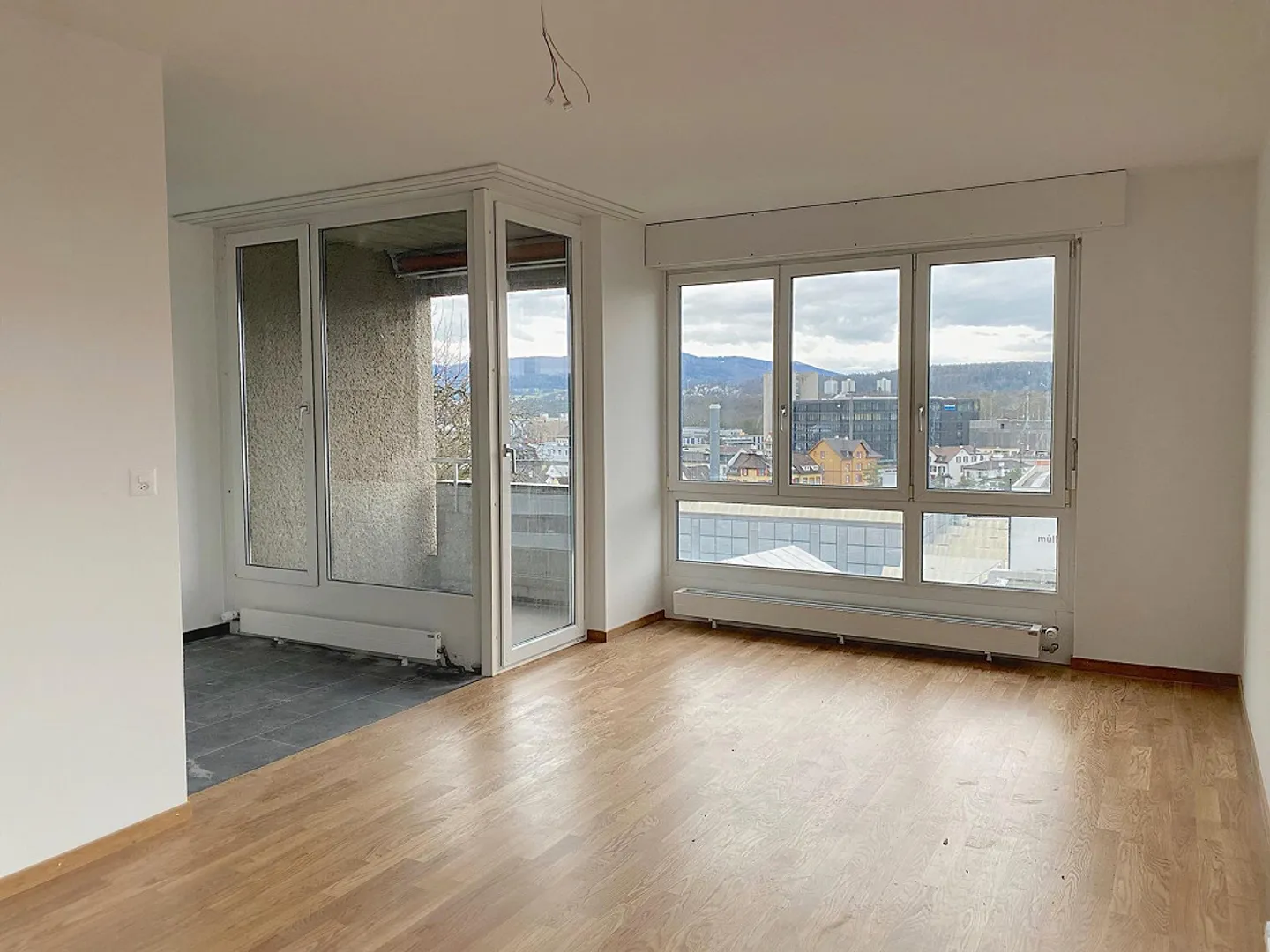 3.5 Zimmer Wohnung mit Balkon - Foto 2 von 9