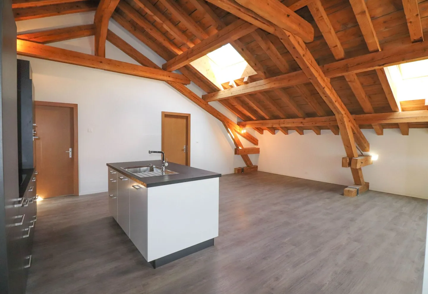 4,5-Zimmer-Wohnung - Foto 2 von 10