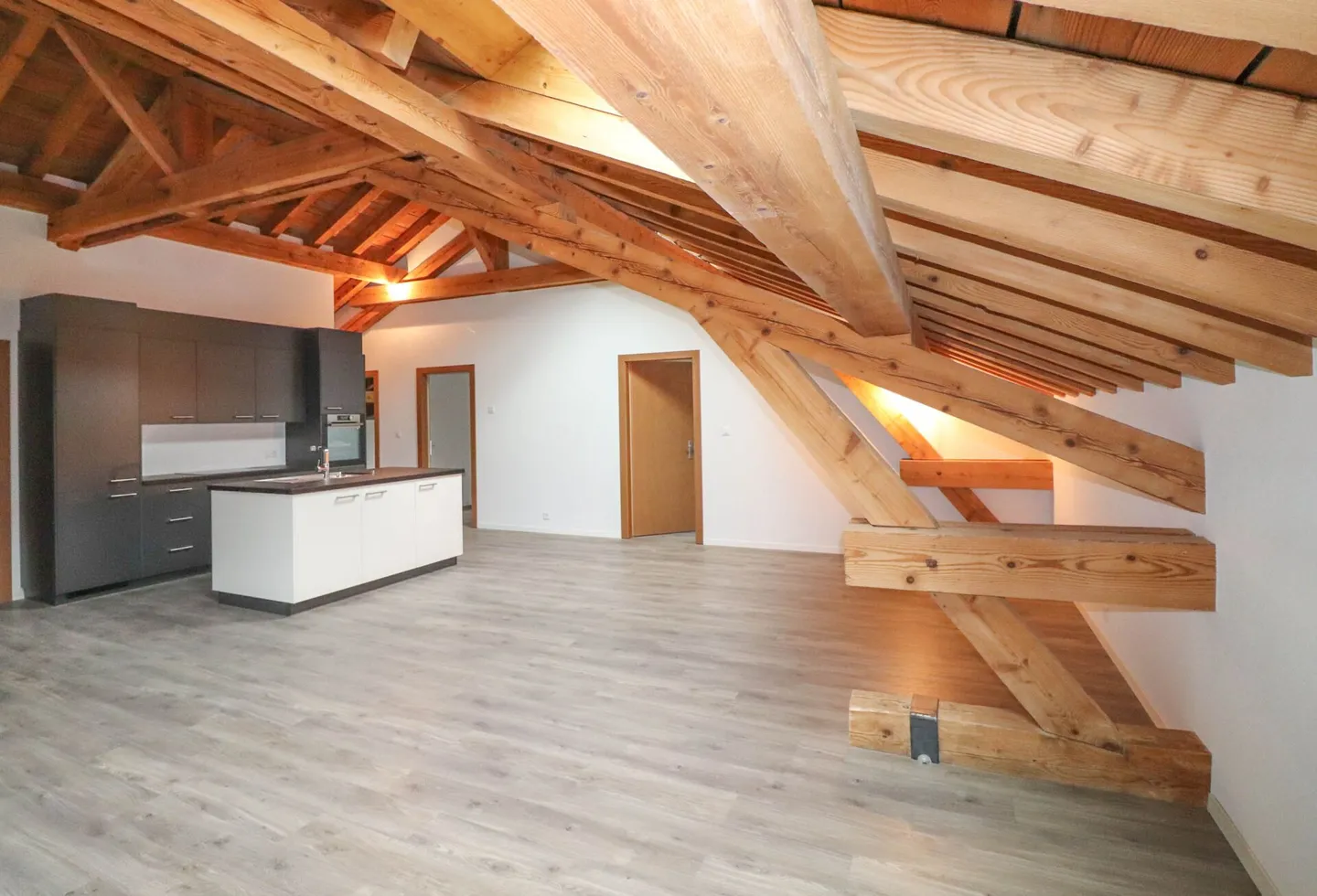 4,5-Zimmer-Wohnung - Foto 3 von 10