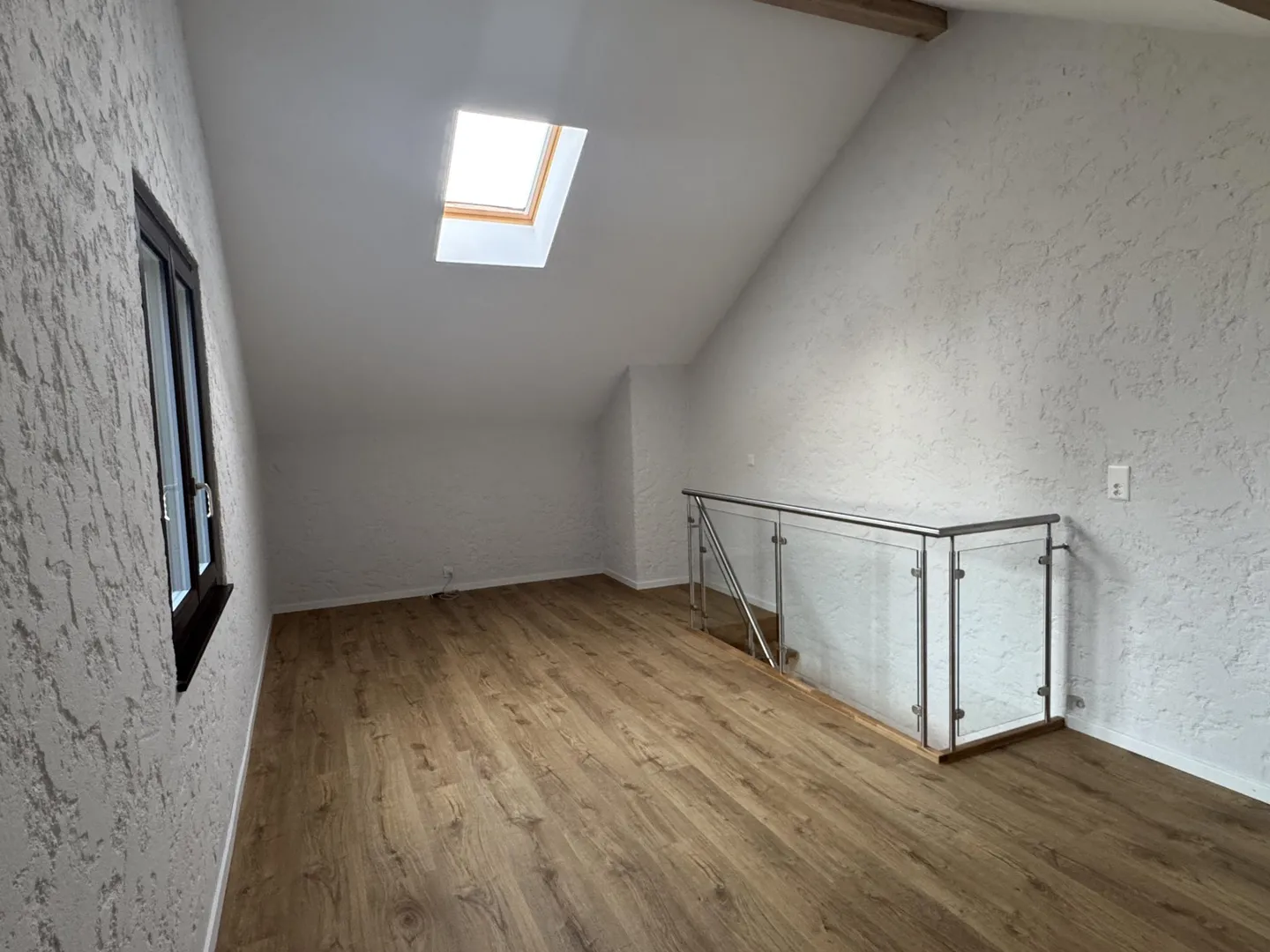 Charmant cottage 2 pièces à Yens - Photo 2 sur 4