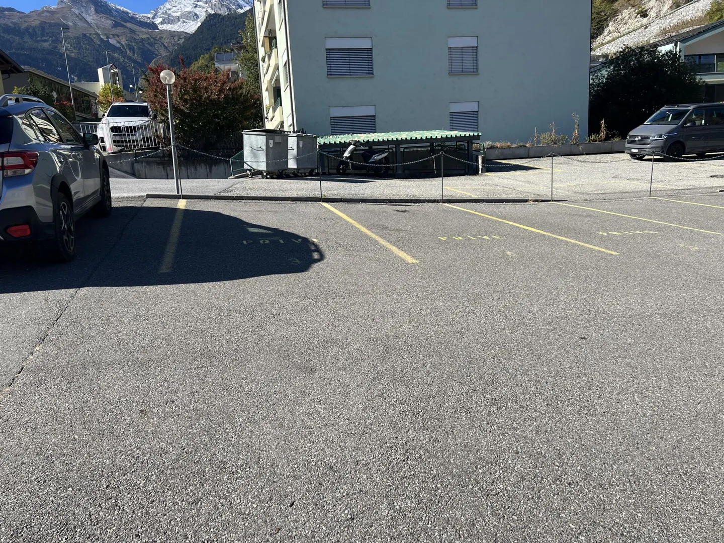 Posto auto esterno - Foto 2 di 4