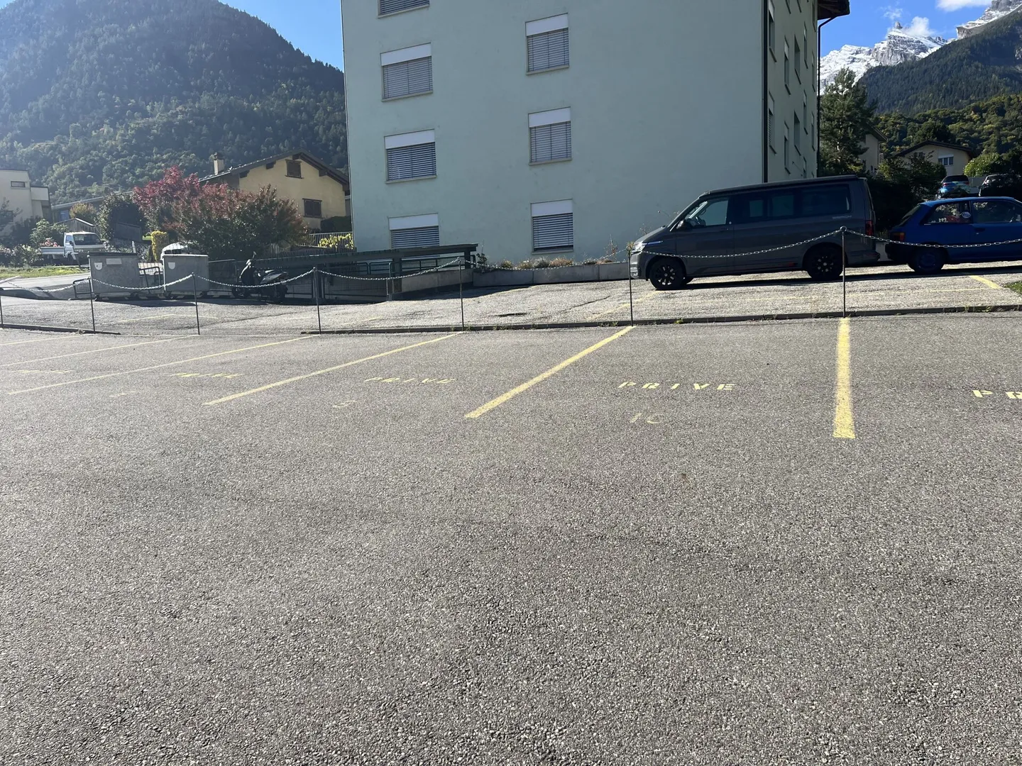 Posto auto esterno - Foto 3 di 4