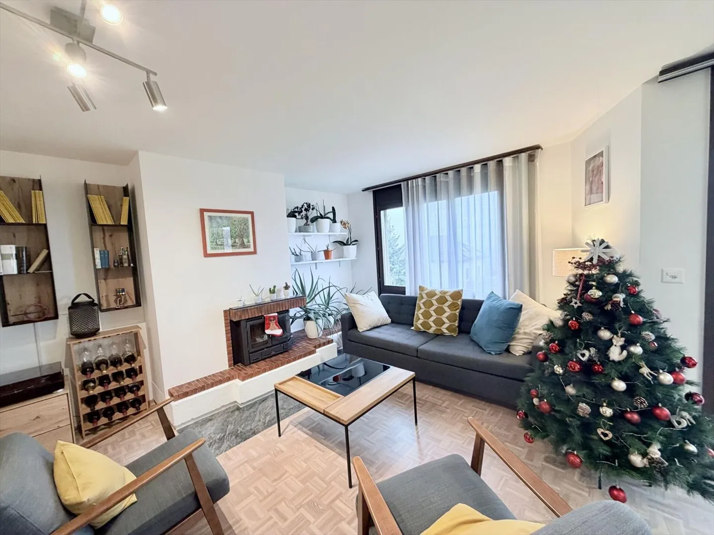 Appartement avec 3,5 pièces, balcon et vue sur le lac - Photo 1 sur 10