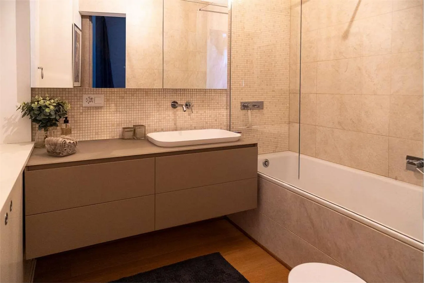 Melide : maison historique entièrement rénovée avec goût et élégance - Photo 6 sur 13