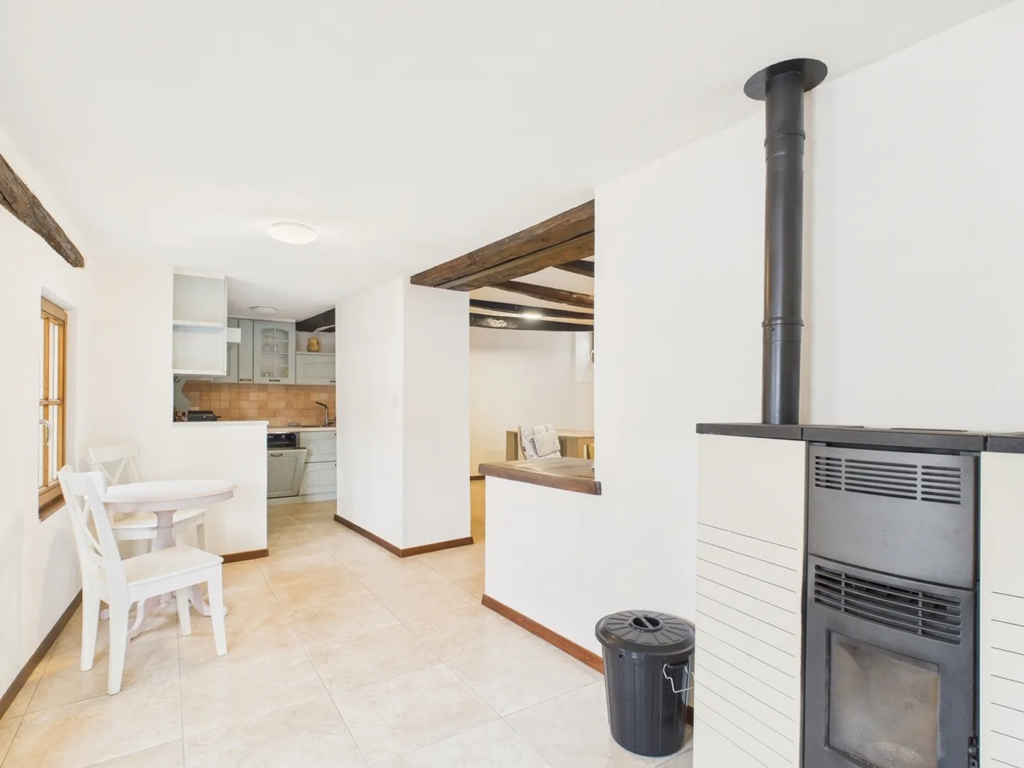 Residential Dream in Breggia, TI: Modern Single-Family Home with 5 Rooms! - Photo 5 of 12