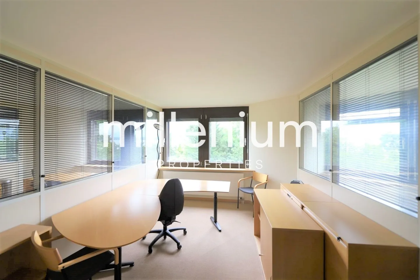 Office Spaces for Rent in Tannay - Photo 1 of 7
