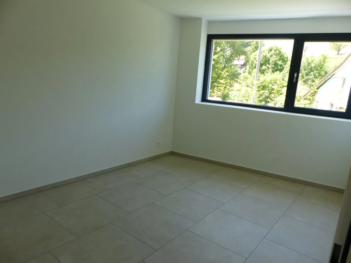 ATTRACTIVE 4.5 ROOM DUPLEX FOR RENT / NEW BUILD - Photo 10 of 12
