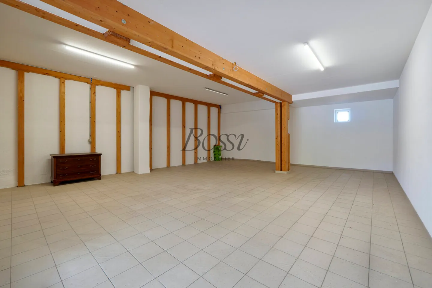 Come una casa: carattere, volumi, vista lago e stazione a 700 m - Foto 18 di 18