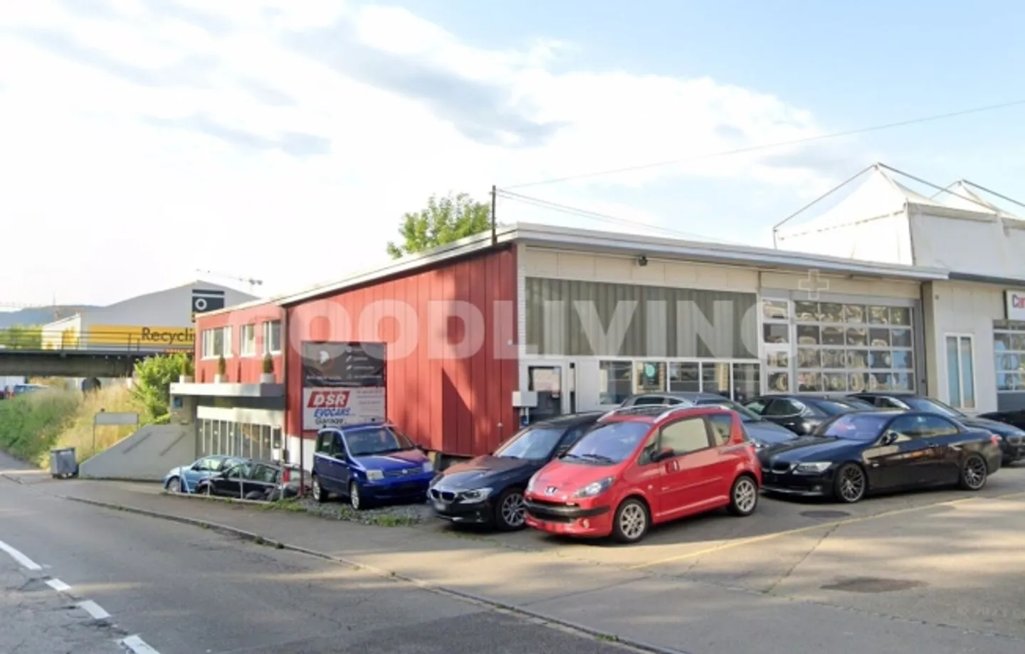 Investimento di capitale sicuro: Garage ben tenuta con un rendimento attraente - Foto 2 di 4