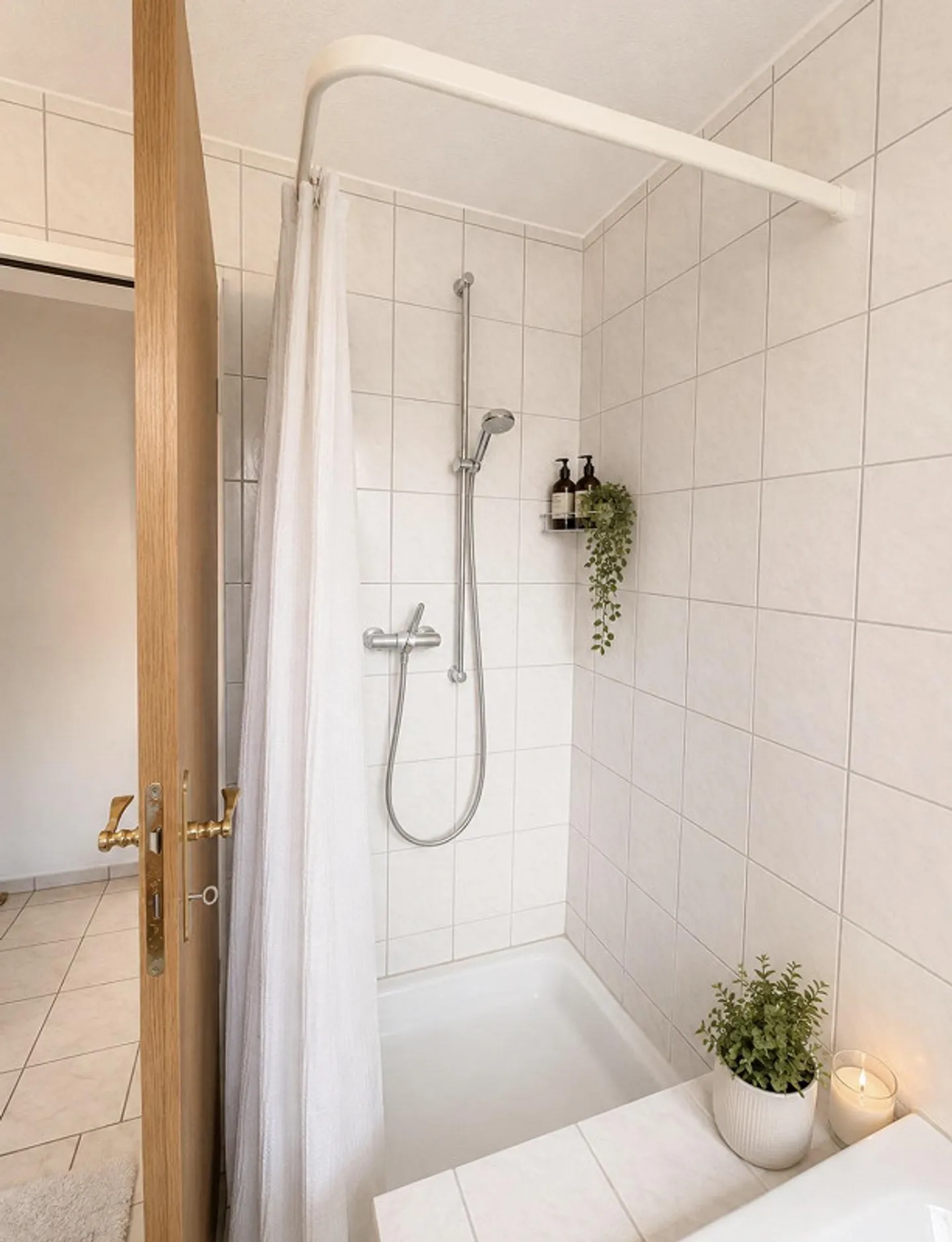 Helle 2.5-Zimmer-Wohnung mit Balkon - Foto 6 von 7