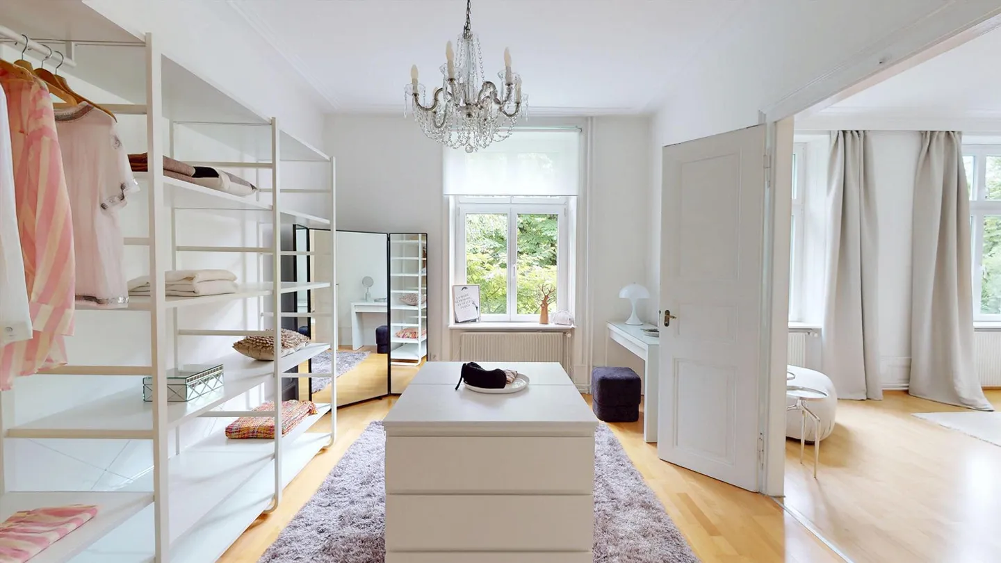 Top-renovated 10-room city villa in the Spalen district near the Spalentor - Photo 11 of 14