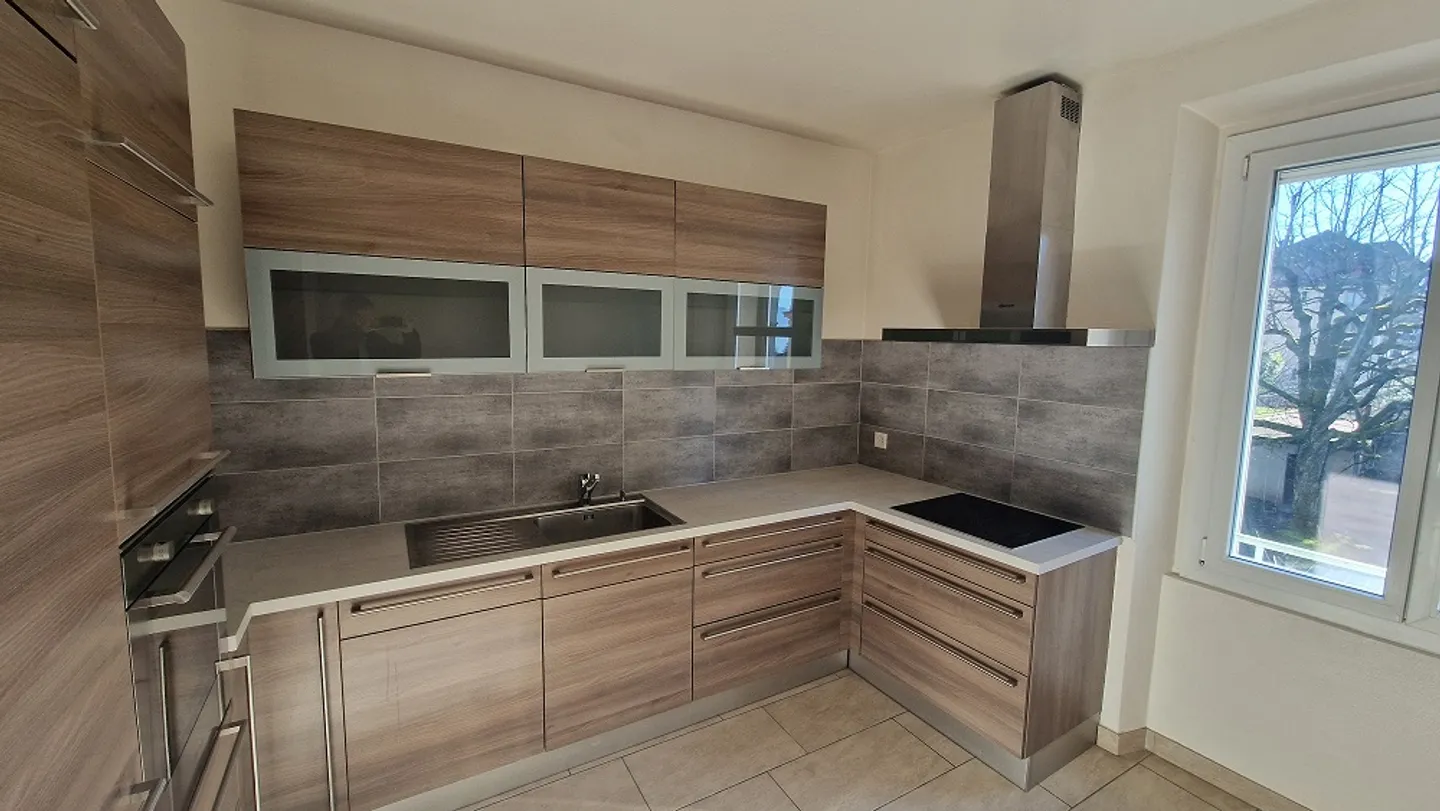 Immeuble Charmant avec Potentiel - Photo 2 sur 11