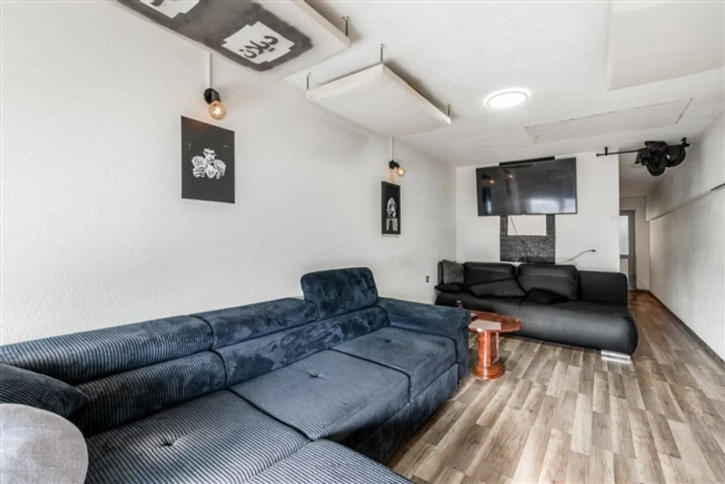 Opportunité exceptionnelle d'atelier automobile avec clientèle, inventaire et emplacement de choix à Deitingen ! - Photo 15 sur 20