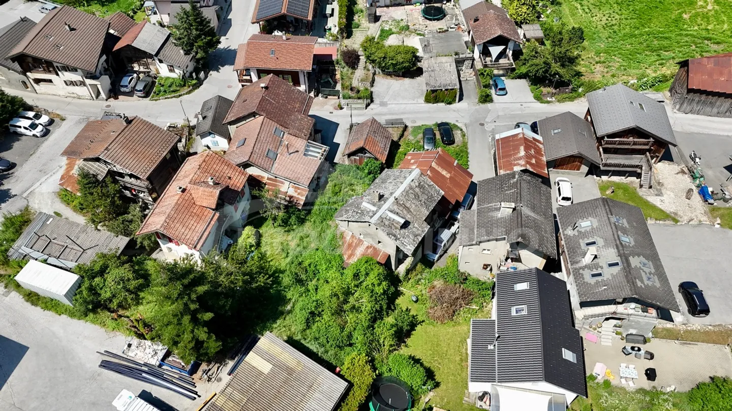 RENOVATION POTENTIAL - Photo 5 of 6