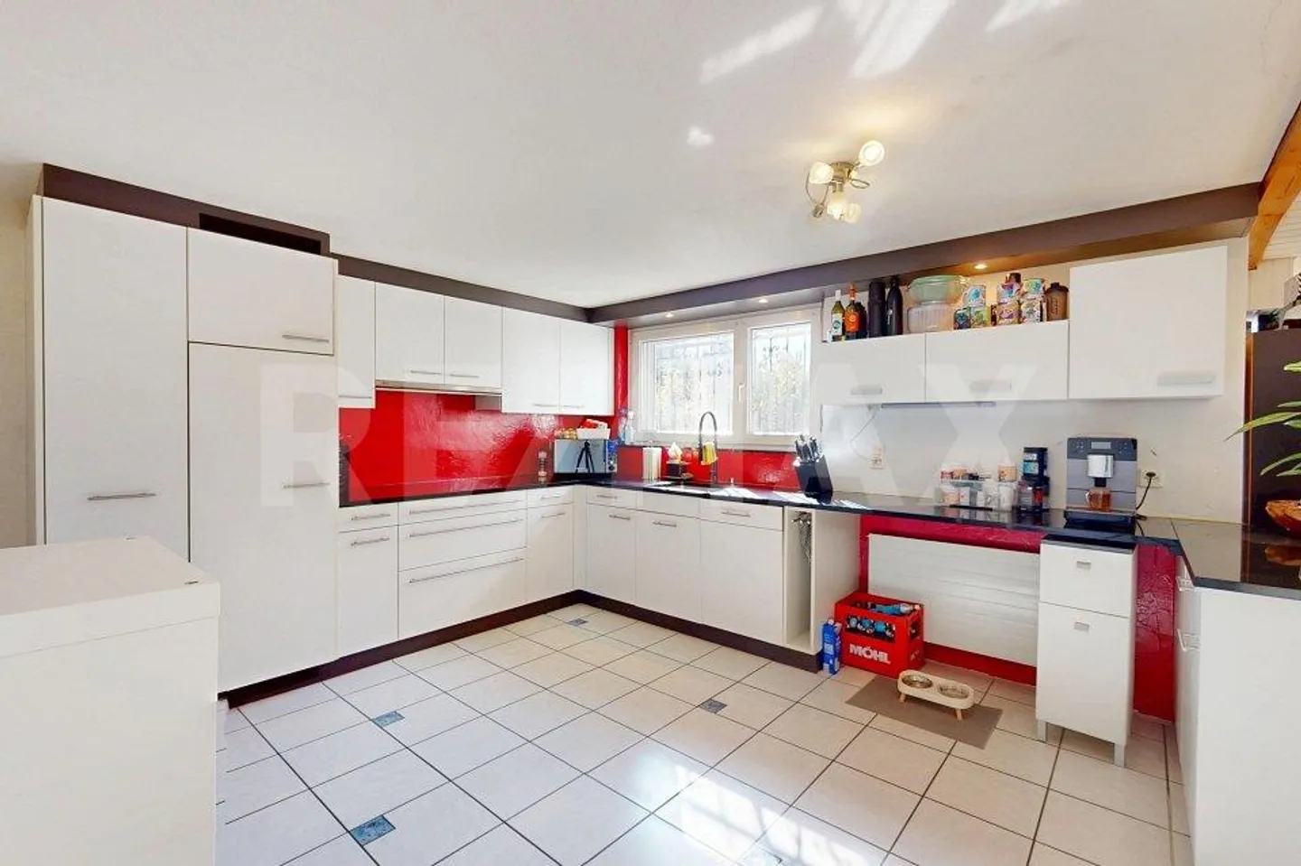 Spacious Multi-Generational House with Idyllic Garden in Kradolf - Photo 13 of 13