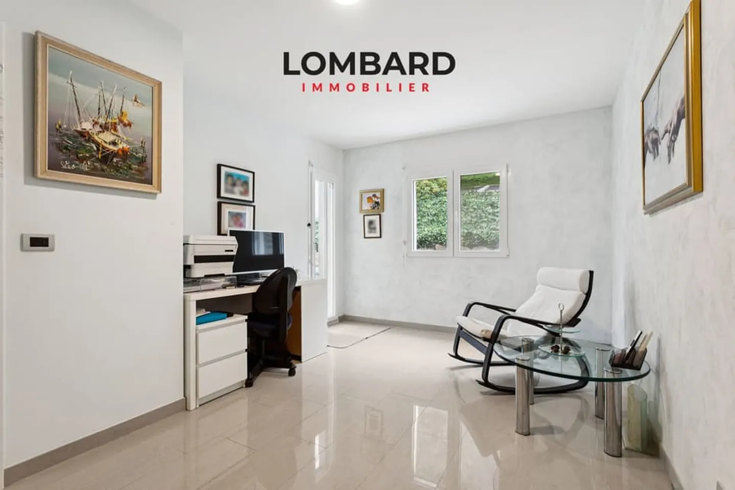 Spacious contemporary villa with 6.5 rooms - Photo 4 of 8