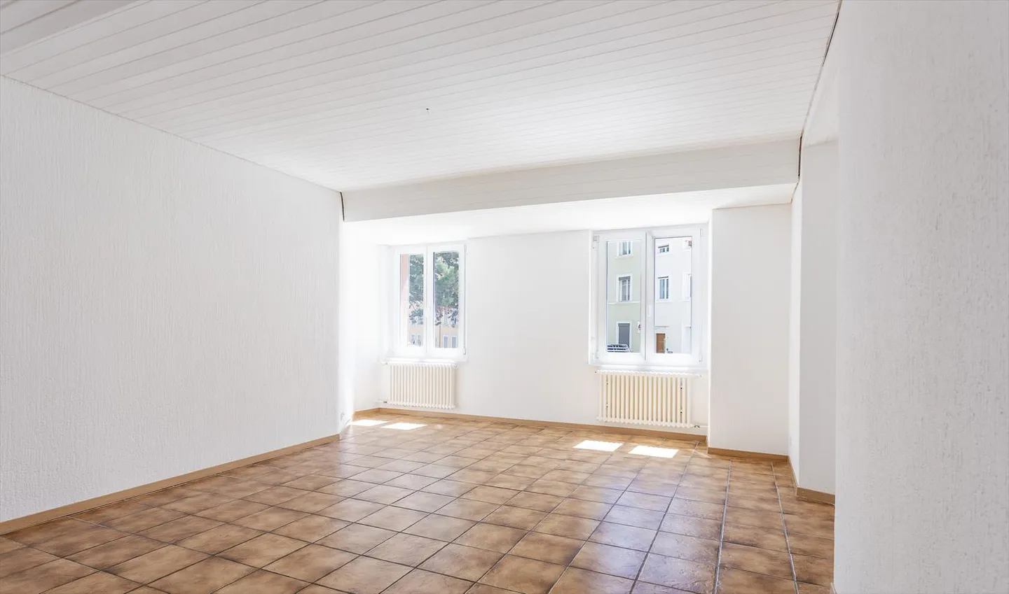 4.5 Room Apartment - Photo 2 of 10