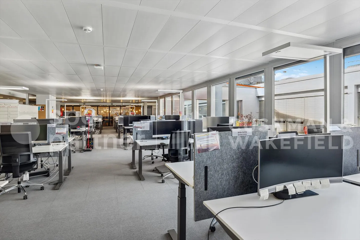 Modular and fully equipped offices in the center of Malley-Gare - Photo 9 of 10