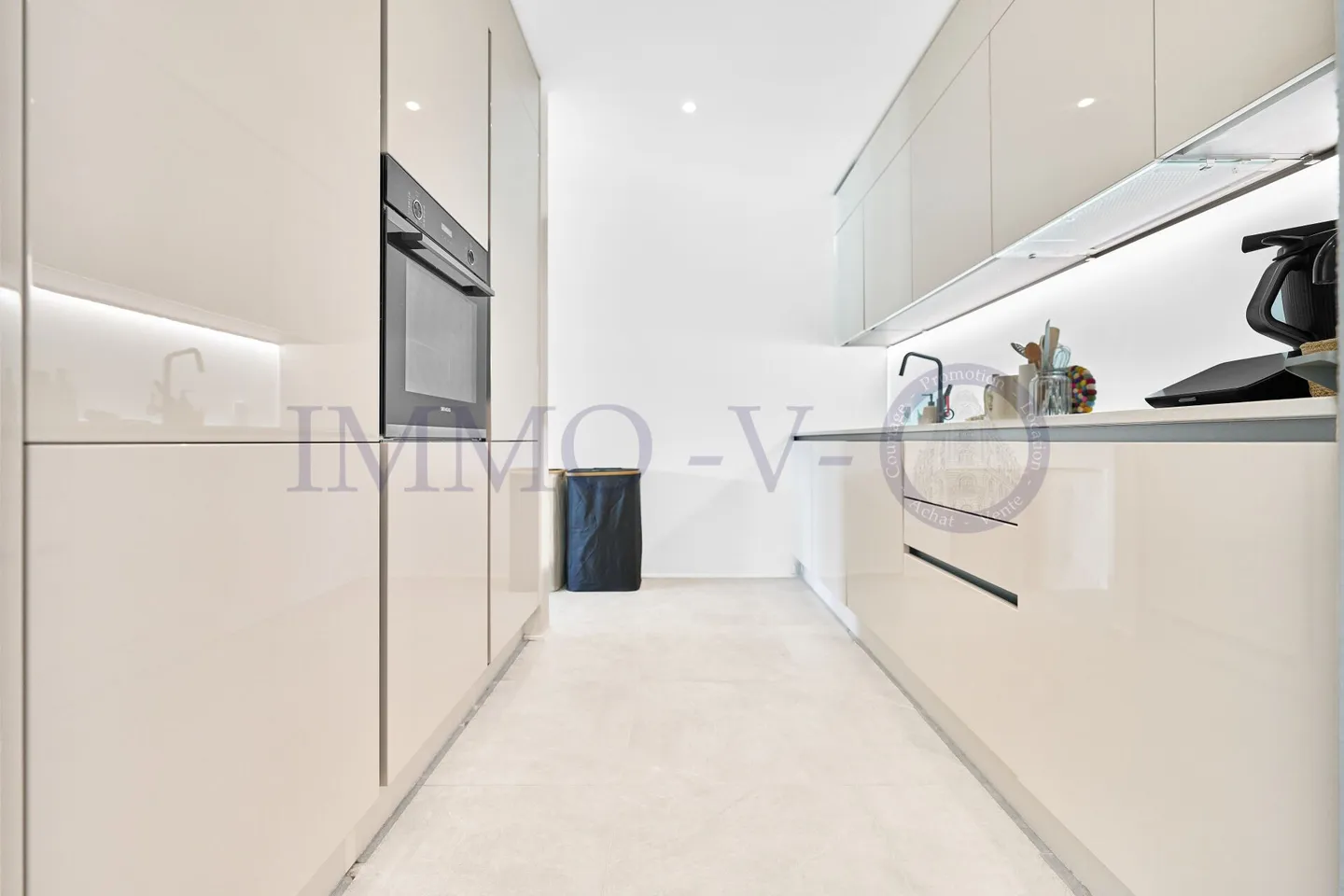 Modern apartments with high standards and large balcony - Photo 4 of 7