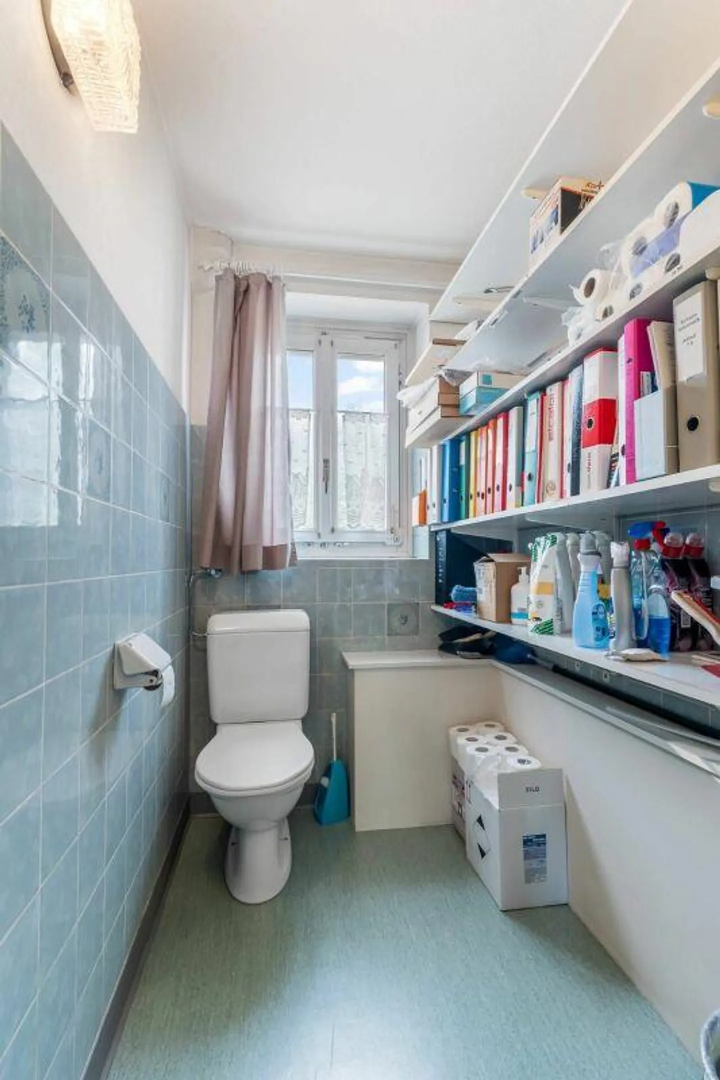 Gewerberaum (Büro / Werkstatt) mit 10 Aussenparkplätzen - Foto 13 von 21