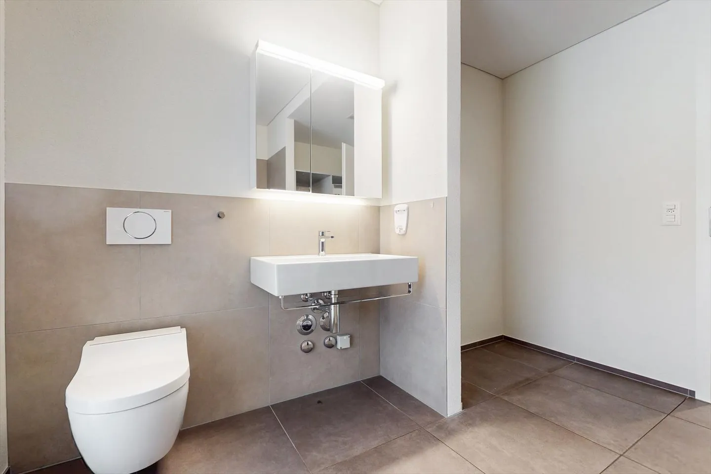 Chambres lumineuses avec une ambiance de vie confortable ! - Photo 8 sur 10