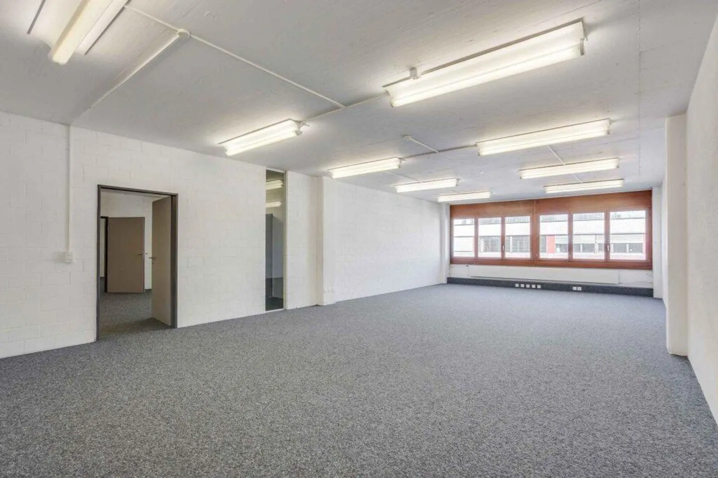 Lavorare e immagazzinare su un'unica superficie - Foto 6 di 6