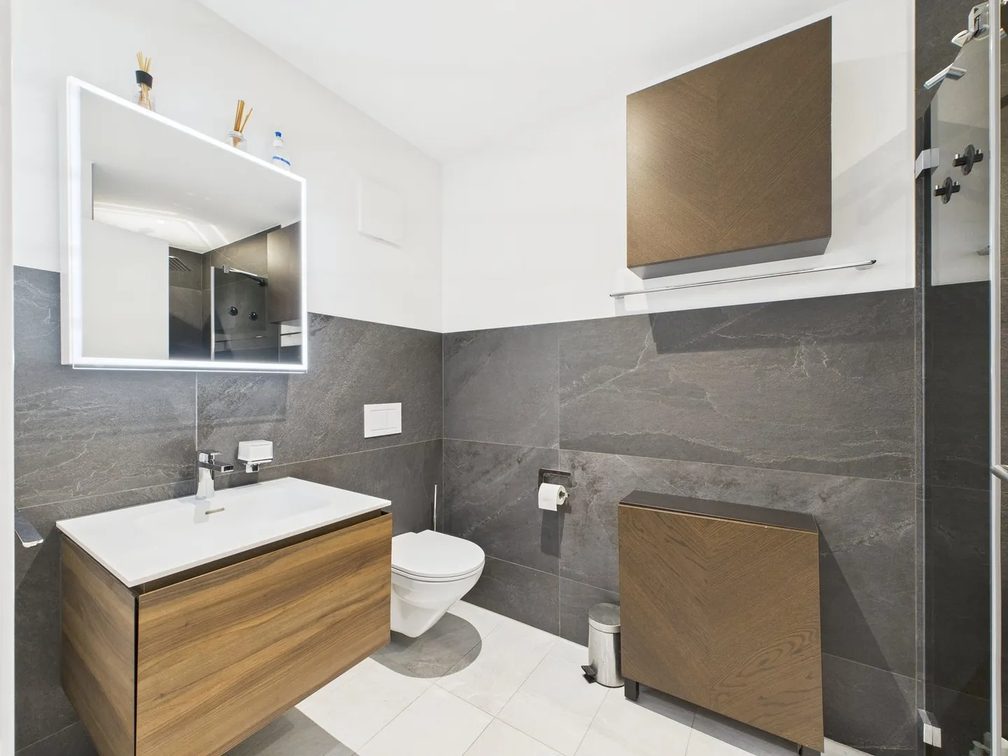 Stilvolle Maisonettewohnung mit Gartenanteil und hochwertiger Ausstattung - Foto 11 von 16