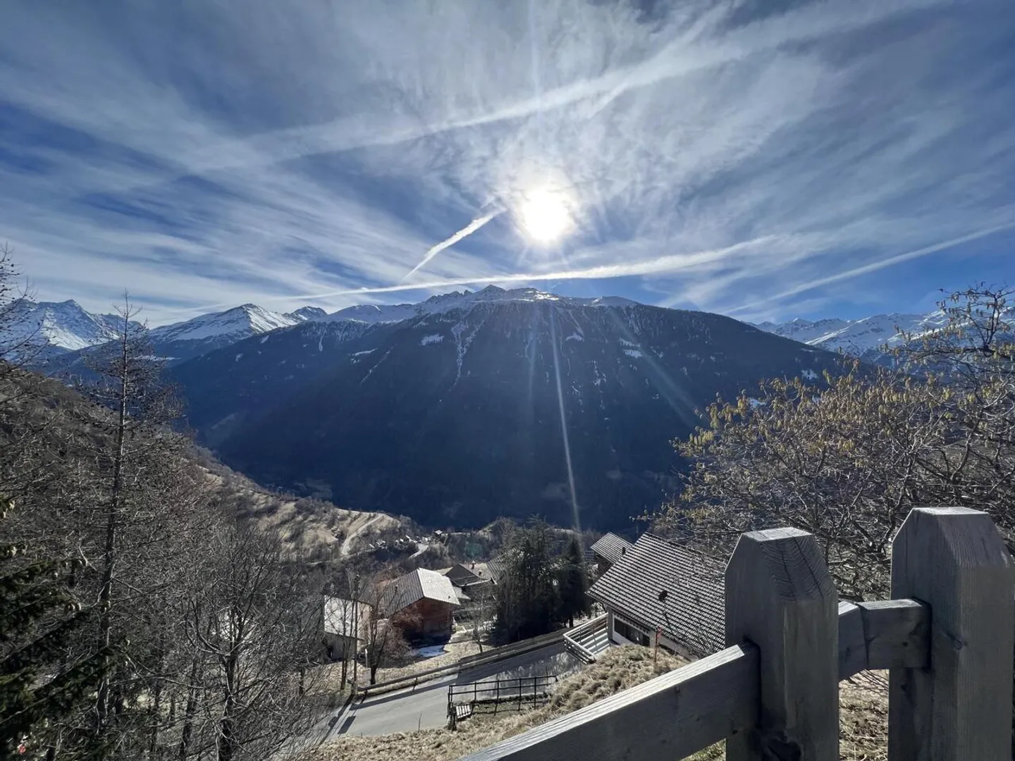 Chalet in Viager occupied without annuity limited to 10 years - Unmatched view - Photo 3 of 19