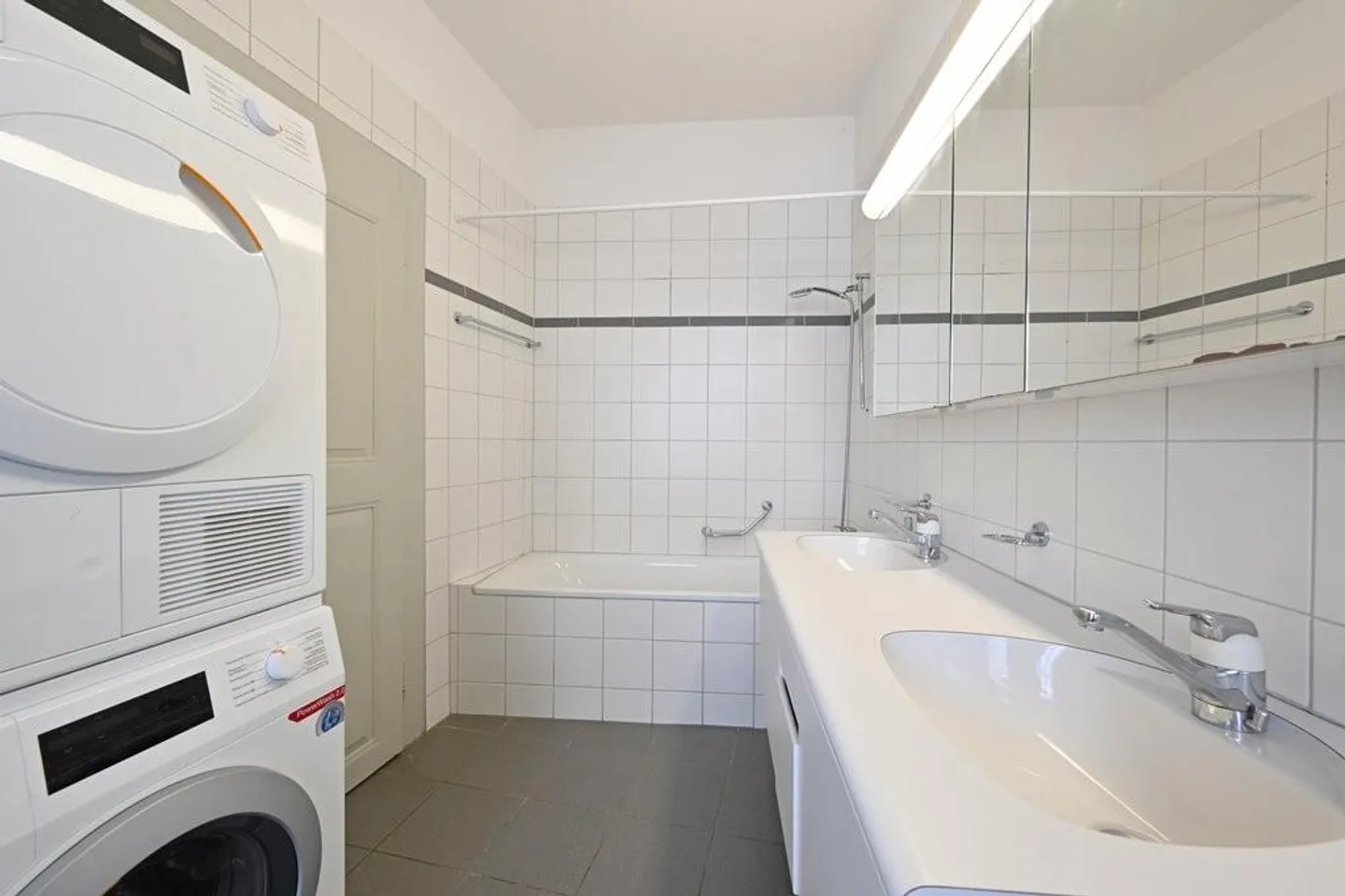 MAISONETTE NEL CUORE DI BERN - Foto 9 di 11