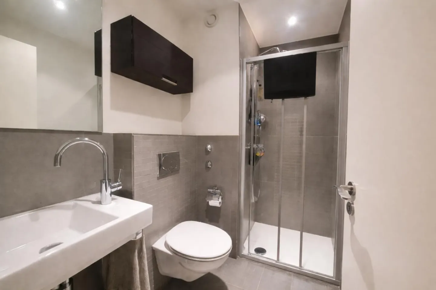 Appartamento familiare di 5,5 stanze con vista panoramica in posizione centrale - Foto 7 di 9